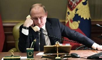 プーチン電話.jpg
